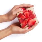 Need gift ideas for Valentine's Day for your man? Check out these fun ideas for ALL budgets! From overthebigmoon.com
