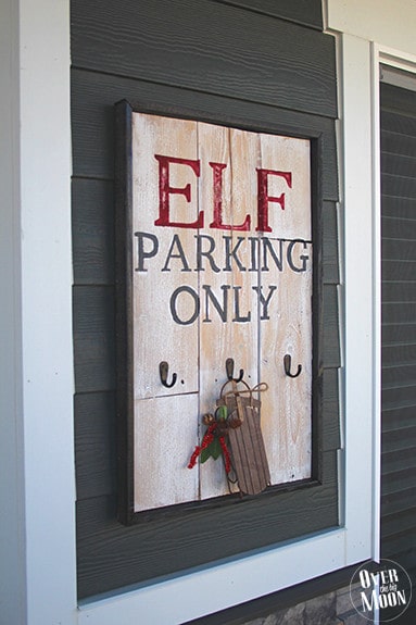 Rustic Elf Parking Pallet Sign Tutorial - your kids will love this! From www.overthebigmoon.com!