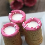 Valentine's Day Sugar Cookie Shots - this fun treat is so fun, beyond tasty and your kids will love it!!