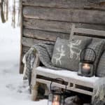 10 Wonderful Winter Porch Decor Ideas | From www.overthebigmoon.com