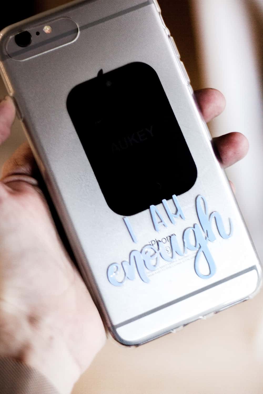 How to Customize Your Phone Case With Your Cricut PRACTICAL