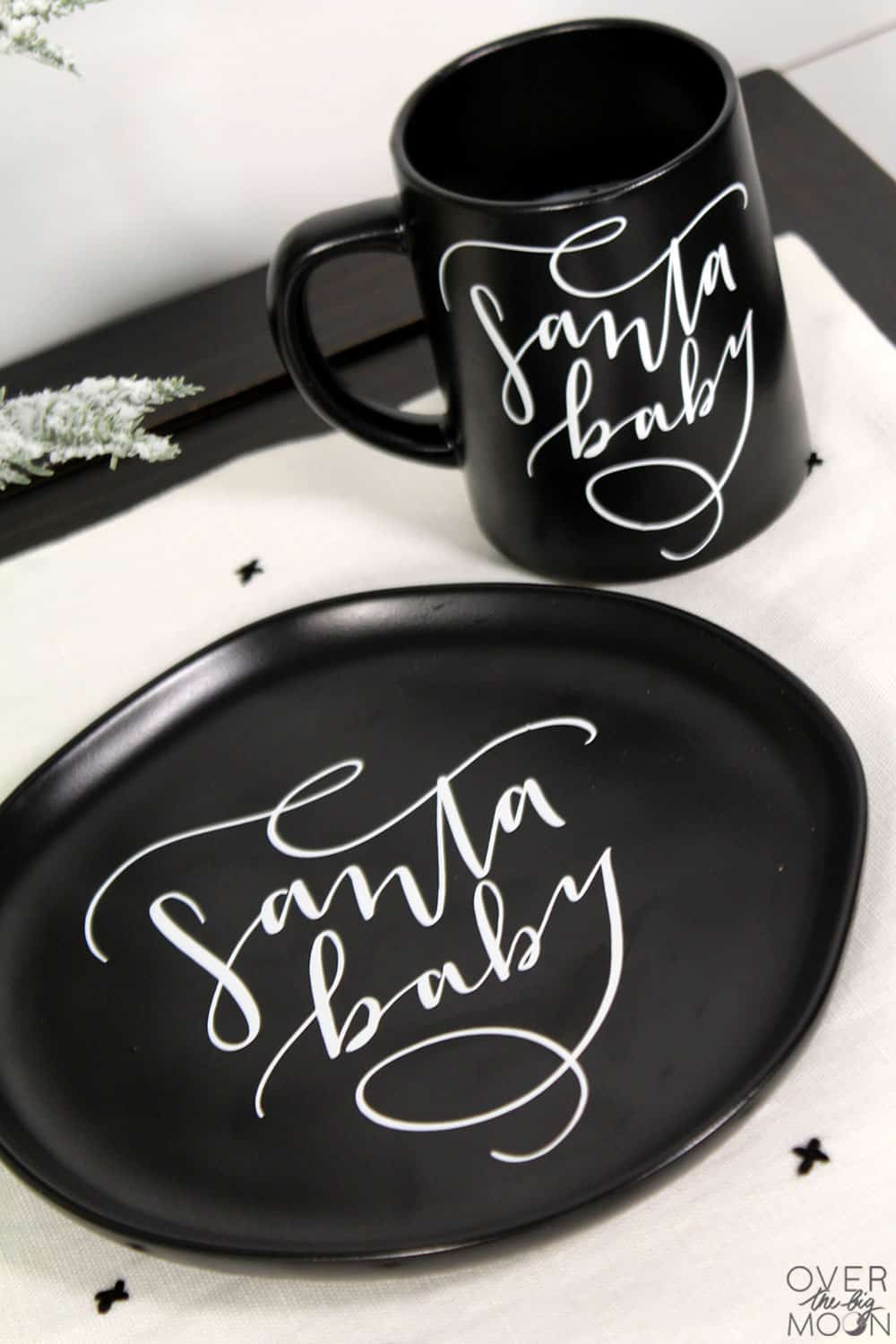 https://overthebigmoon.com/wp-content/uploads/2017/12/santa-plate-and-mug.jpg