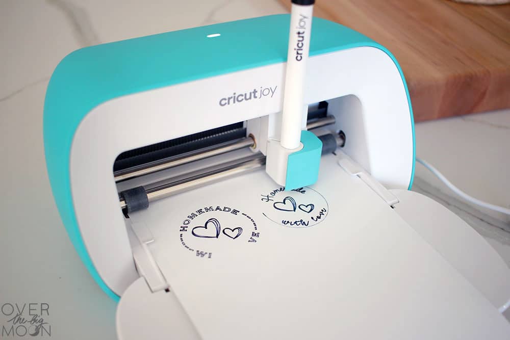 Everything You Need to Know About the Cricut Rotary Blade